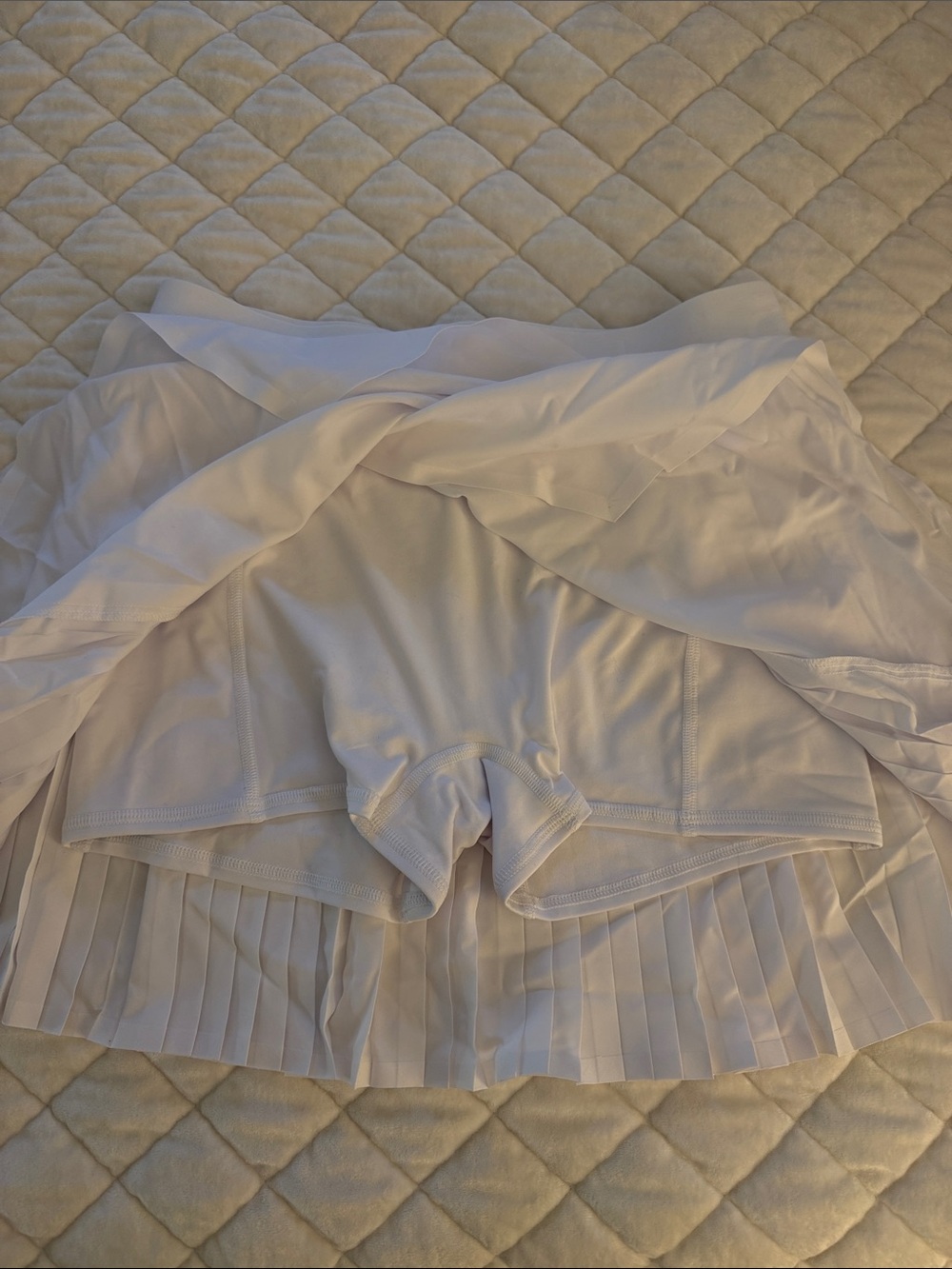 ALO Yoga White Pleated Skirt - Picture 3 of 4